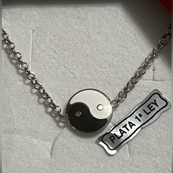 NWT Yin and Yang Women Sterling Silver 925 Bracelet - Picture 3 of 3